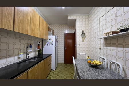 Apartamento à venda com 102m², 3 quartos e sem vaga Apartamento à venda com 102m², 3 quartos e sem vagaCozinha