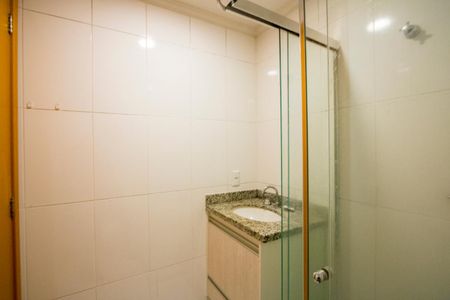 Apartamento à venda com 60m², 2 quartos e 1 vagaBanheiro Social