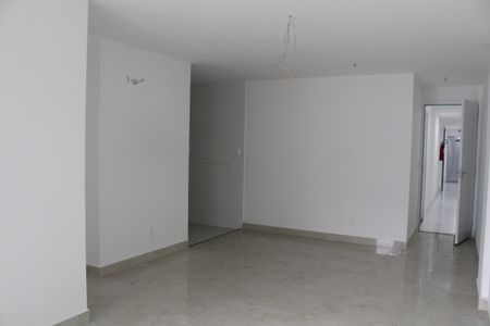Apartamento para alugar com 68m², 2 quartos e 1 vagaSala