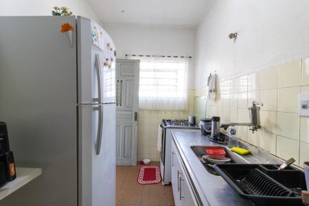 Casa à venda com 315m², 4 quartos e 4 vagas Casa à venda com 315m², 4 quartos e 4 vagasCozinha