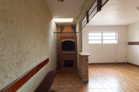 Sala de casa para alugar com 2 quartos, 70m² em Itaquera, São Paulo