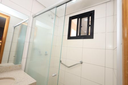 Banheiro da Suíte de apartamento para alugar com 1 quarto, 33m² em Setor Pedro Ludovico, Goiânia