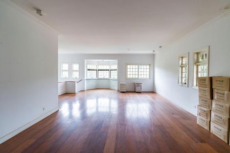 Sala de casa à venda com 3 quartos, 420m² em Fazenda Morumbi, São Paulo