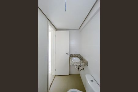 Apartamento à venda com 41m², 2 quartos e 1 vaga Apartamento à venda com 41m², 2 quartos e 1 vagaBanheiro