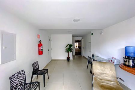 Apartamento à venda com 40m², 2 quartos e 1 vagaÁrea comum