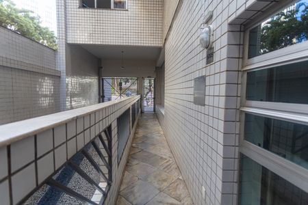 Apartamento à venda com 60m², 2 quartos e 1 vagaHall de entrada