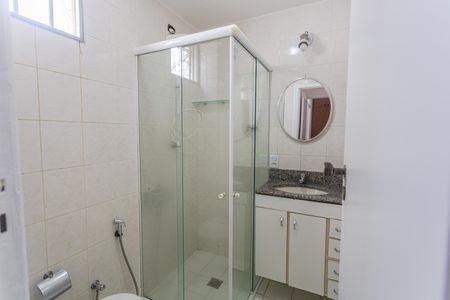 Banheiro da Suíte de apartamento à venda com 2 quartos, 60m² em Serra, Belo Horizonte