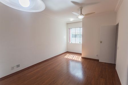 Sala de apartamento à venda com 2 quartos, 60m² em Serra, Belo Horizonte