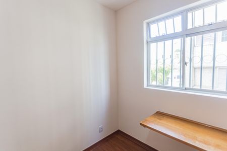 Apartamento à venda com 60m², 2 quartos e 1 vagaQuarto 2
