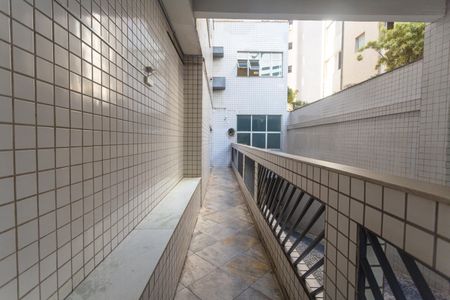 Apartamento à venda com 60m², 2 quartos e 1 vagaHall de entrada