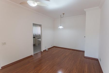 Sala de apartamento à venda com 2 quartos, 60m² em Serra, Belo Horizonte