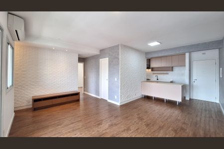Sala de apartamento para alugar com 2 quartos, 76m² em Vila Pompéia, São Paulo