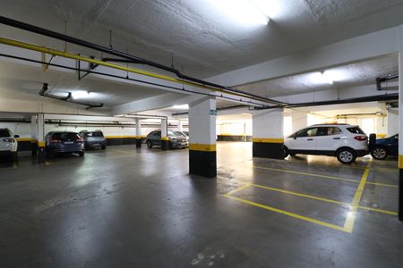 Apartamento para alugar com 76m², 2 quartos e 2 vagasGaragem