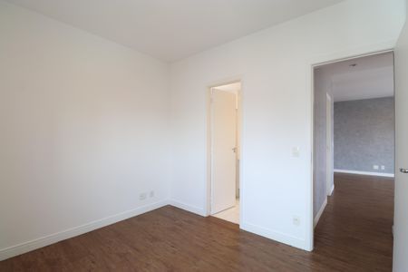 Apartamento para alugar com 76m², 2 quartos e 2 vagasSuíte