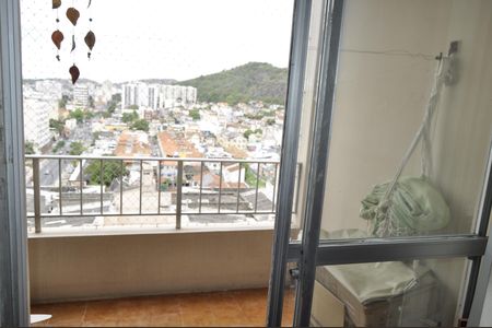 Apartamento à venda com 83m², 2 quartos e 1 vagaVaranda Quarto 2