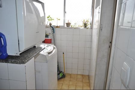 Apartamento à venda com 83m², 2 quartos e 1 vagaÁrea de Serviço