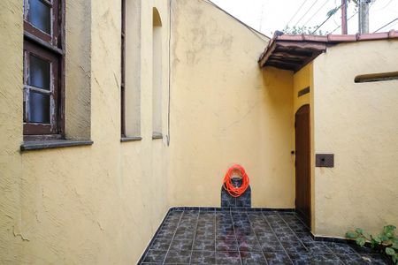 Casa à venda com 243m², 3 quartos e 3 vagasEntrada