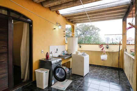 Casa à venda com 243m², 3 quartos e 3 vagasÁrea de serviço