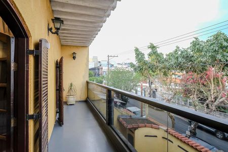 Casa à venda com 243m², 3 quartos e 3 vagasVaranda Suíte 2