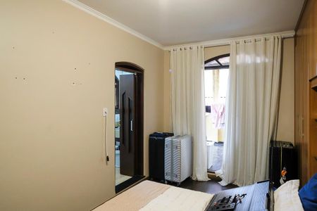 Casa à venda com 243m², 3 quartos e 3 vagasSuíte 2