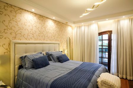 Casa à venda com 243m², 3 quartos e 3 vagasSuíte 1