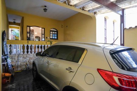 Casa à venda com 243m², 3 quartos e 3 vagasGaragem