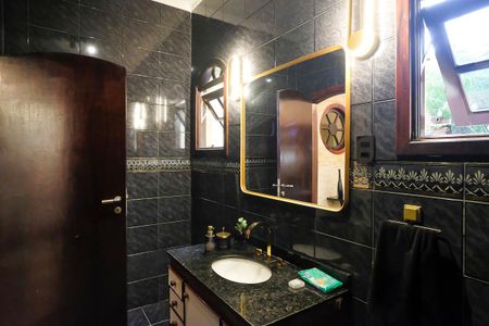 Casa à venda com 243m², 3 quartos e 3 vagasLavabo