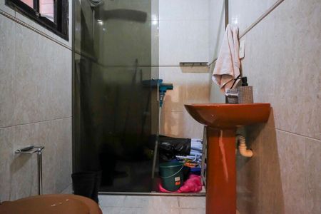 Casa à venda com 243m², 3 quartos e 3 vagasBanheiro do quintal