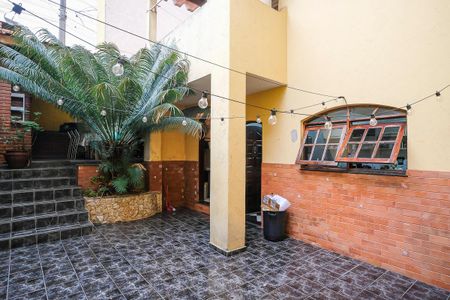 Casa à venda com 243m², 3 quartos e 3 vagasQuintal