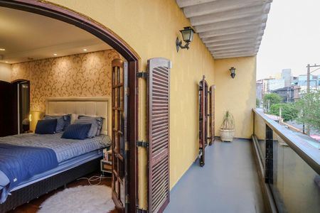 Casa à venda com 243m², 3 quartos e 3 vagasVaranda Suíte 2