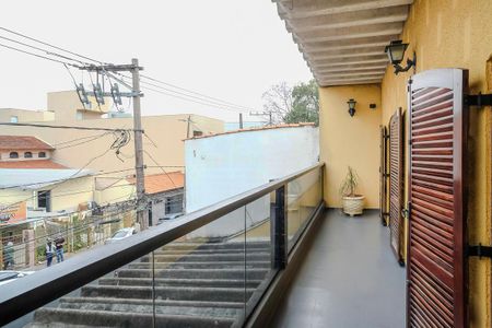 Casa à venda com 243m², 3 quartos e 3 vagasVaranda Suíte 2