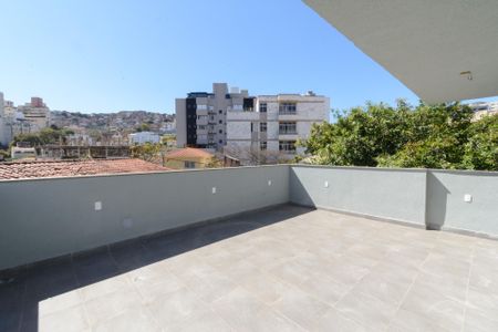 Apartamento à venda com 116m², 2 quartos e 1 vaga Apartamento à venda com 116m², 2 quartos e 1 vagaVaranda - Cobertura