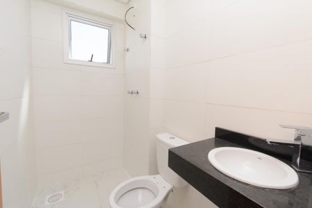 Apartamento à venda com 116m², 2 quartos e 1 vaga Apartamento à venda com 116m², 2 quartos e 1 vagaBanheiro Social