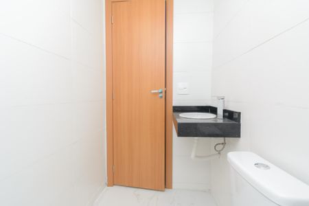 Apartamento à venda com 116m², 2 quartos e 1 vaga Apartamento à venda com 116m², 2 quartos e 1 vagaBanheiro da Suíte