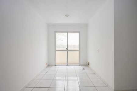 Sala de apartamento para alugar com 3 quartos, 67m² em Conjunto Promorar Raposo Tavares, São Paulo