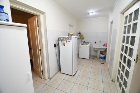 Casa à venda com 337m², 3 quartos e 4 vagasÁrea de Serviço