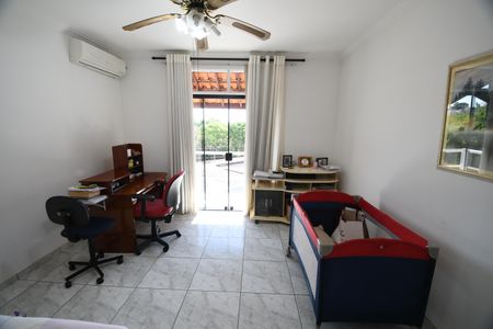 Casa à venda com 337m², 3 quartos e 4 vagasSuíte 1