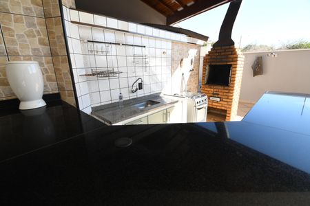 Casa à venda com 337m², 3 quartos e 4 vagasEspaço Gourmet