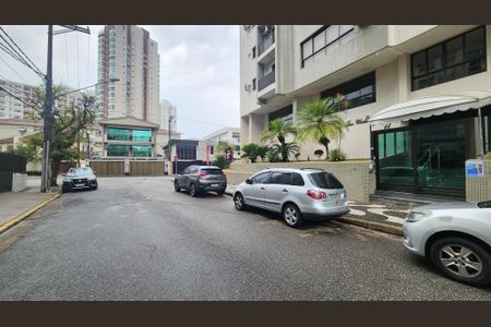 Apartamento para alugar com 174m², 3 quartos e 2 vagas Apartamento para alugar com 174m², 3 quartos e 2 vagasVista da Rua