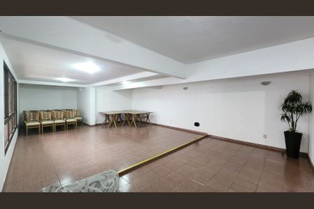 Apartamento para alugar com 174m², 3 quartos e 2 vagas Apartamento para alugar com 174m², 3 quartos e 2 vagasÁrea comum - Salão de festas