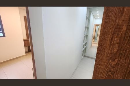 Apartamento para alugar com 174m², 3 quartos e 2 vagas Apartamento para alugar com 174m², 3 quartos e 2 vagasCloset da suíte 1