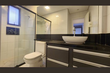 Apartamento para alugar com 174m², 3 quartos e 2 vagas Apartamento para alugar com 174m², 3 quartos e 2 vagasBanheiro