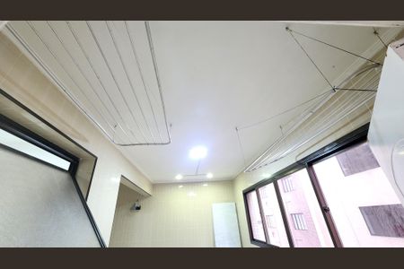 Apartamento para alugar com 174m², 3 quartos e 2 vagas Apartamento para alugar com 174m², 3 quartos e 2 vagasÁrea de Serviço