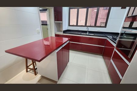 Apartamento para alugar com 174m², 3 quartos e 2 vagas Apartamento para alugar com 174m², 3 quartos e 2 vagasCozinha