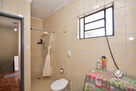 Casa de condomínio à venda com 150m², 2 quartos e 3 vagasBanheiro