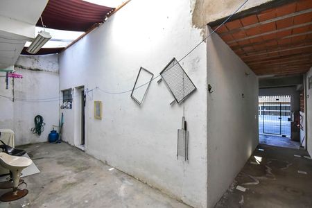 Casa de condomínio à venda com 150m², 2 quartos e 3 vagasQuintal