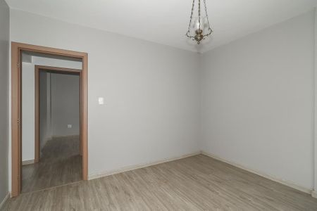 Quarto de apartamento para alugar com 3 quartos, 72m² em Petrópolis, Porto Alegre