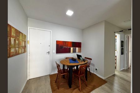 Sala de apartamento à venda com 2 quartos, 68m² em Barra da Tijuca, Rio de Janeiro