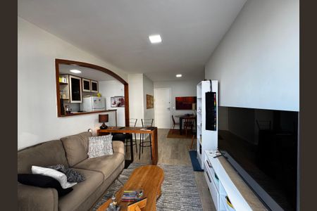 Sala de apartamento à venda com 2 quartos, 68m² em Barra da Tijuca, Rio de Janeiro