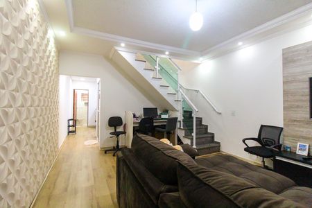 Sala de casa à venda com 3 quartos, 160m² em Jardim Casa Pintada, São Paulo